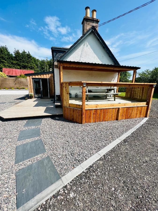 Barty'S Bothy Contin Exterior foto